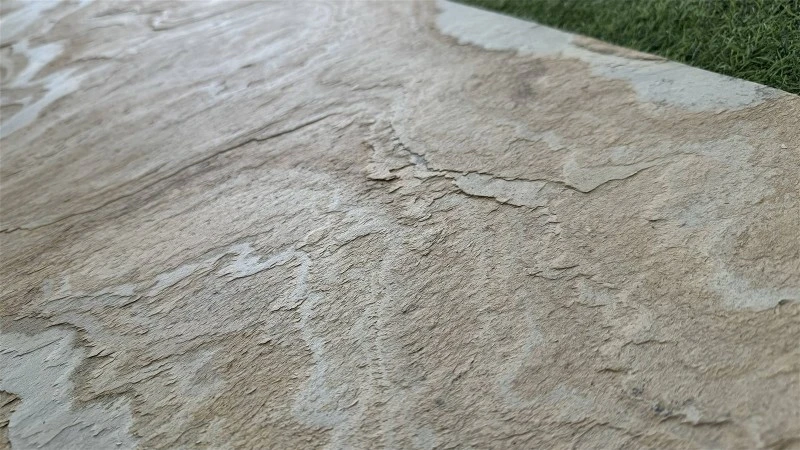 Lightweight slate cladding panels Lightweight slate cladding panels